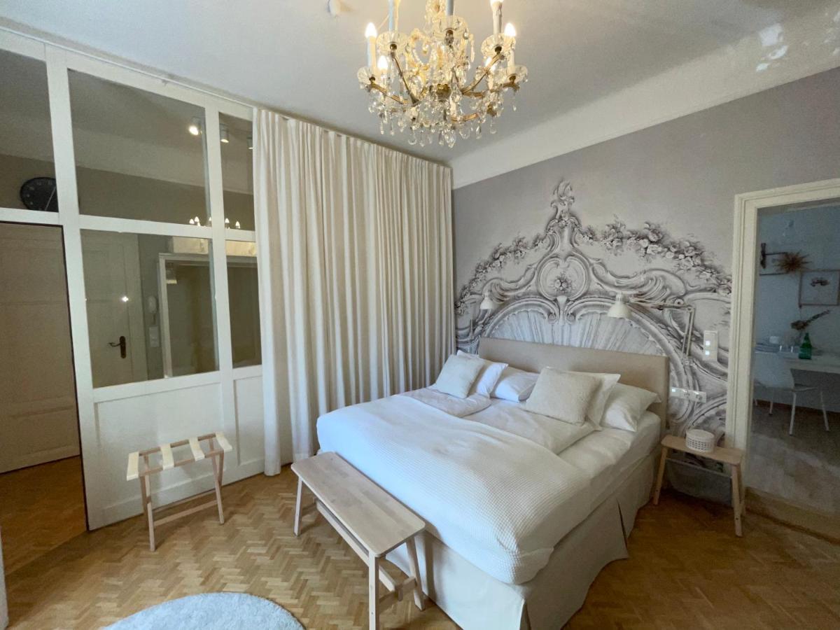 White Flat By Grazrentals With Cool Location & Free Parking Екстер'єр фото